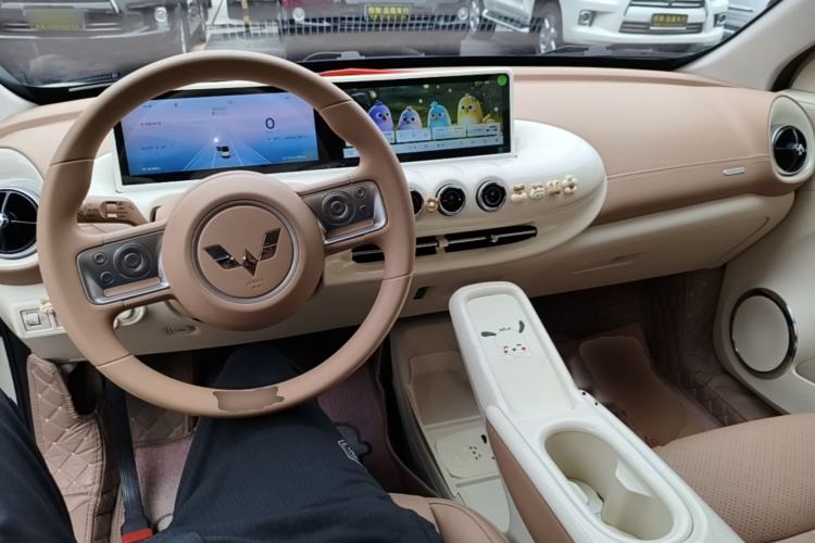 Used Wuling Bingo 2025 333 km Lingxi Connected Version Center Console
