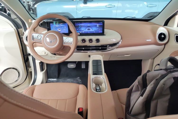 Used Wuling Bingo 2025 333 km Lingxi Connected Version Center Console