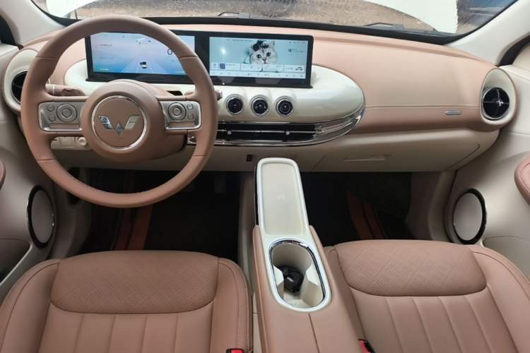Used Wuling Bingo 2025 410 km Lingxi Deluxe Edition Center Console