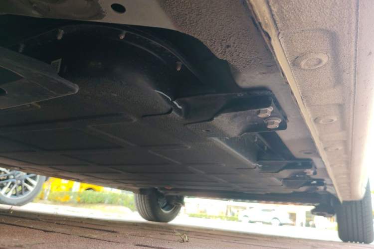 Used Wuling Bingo 2025 333 km Lingxi Connected Version Chassis Front Left