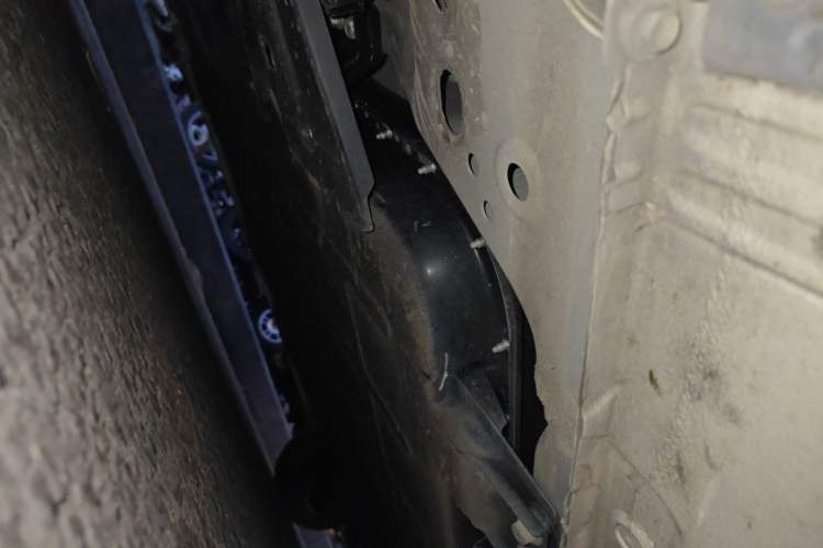 Used Wuling Bingo 2025 333 km Lingxi Connected Version Chassis Front Left