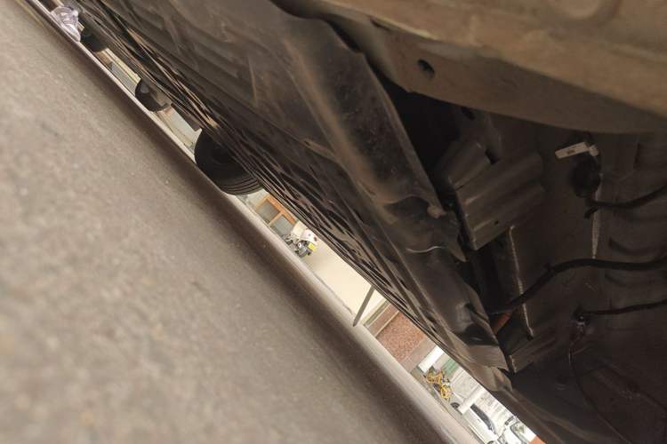Used Wuling Bingo 2025 333 km Lingxi Connected Version Chassis Rear Left