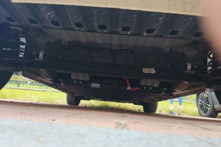 Used Wuling Bingo 2025 333 km Lingxi Connected Version Chassis Rear
