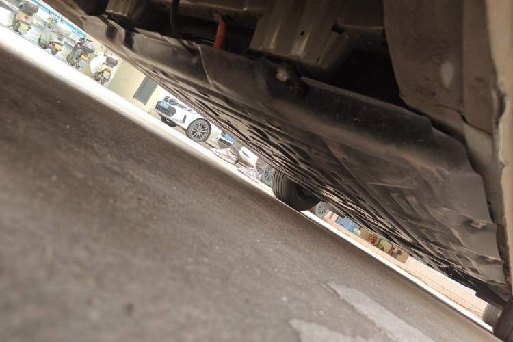 Used Wuling Bingo 2025 333 km Lingxi Connected Version Chassis Rear Right