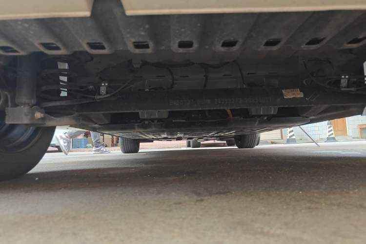 Used Wuling Bingo 2025 333 km Lingxi Connected Version Chassis Rear