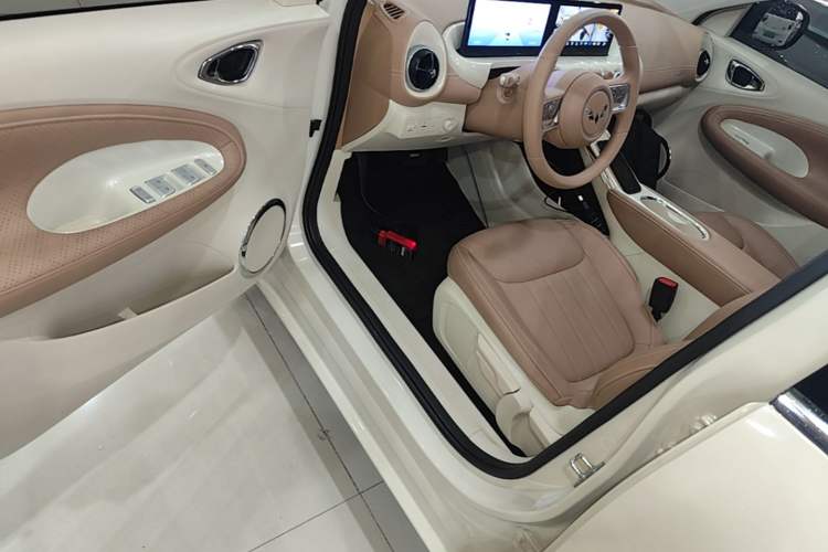 Used Wuling Bingo 2025 333 km Lingxi Connected Version Driver Seat