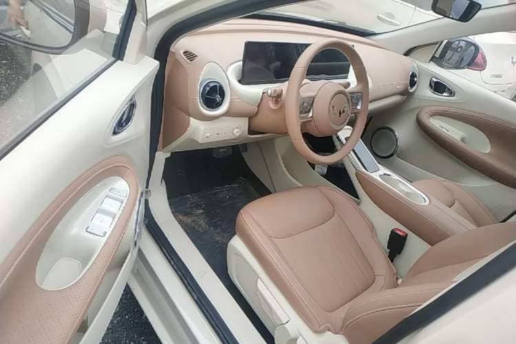 Used Wuling Bingo 2025 333 km Lingxi Connected Version Driver Seat