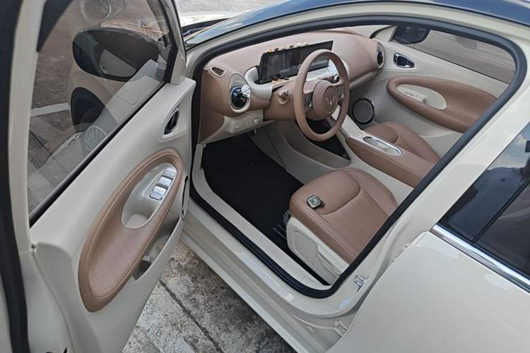 Used Wuling Bingo 2025 333 km Enjoyment Version Driver Seat