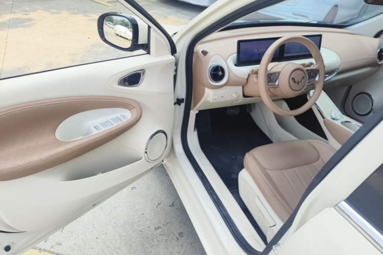 Used Wuling Bingo 2025 333 km Lingxi Connected Version Driver Seat