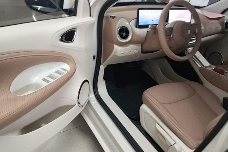 Used Wuling Bingo 2025 333 km Lingxi Connected Version Driver Seat