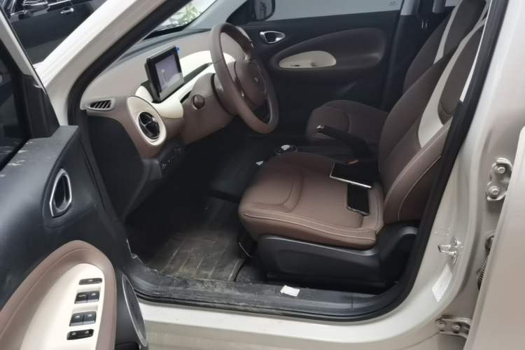 Used Wuling Bingo 2025 203km Light Edition Driver Seat