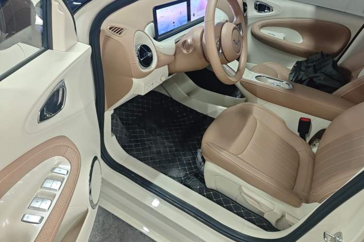 Used Wuling Bingo 2025 333 km Lingxi Connected Version Driver Seat
