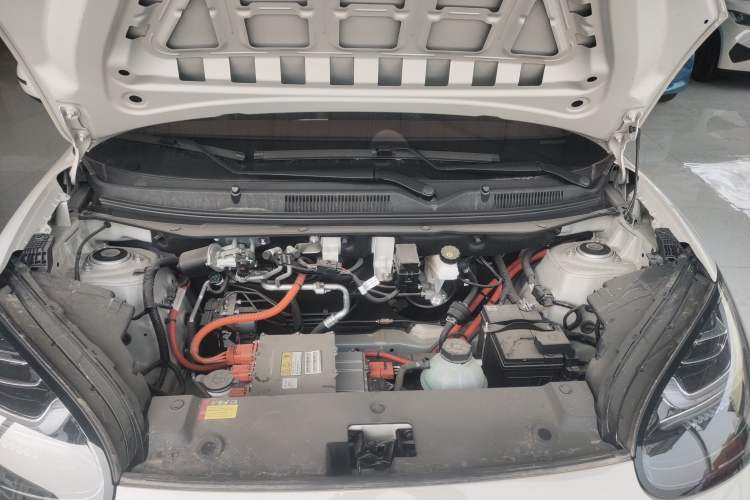 Used Wuling Bingo 2025 333 km Enjoyment Version Engine Bay