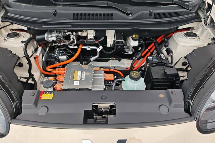 Used Wuling Bingo 2025 333 km Lingxi Connected Version Engine Bay