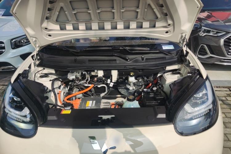 Used Wuling Bingo 2025 333 km Lingxi Connected Version Engine Bay