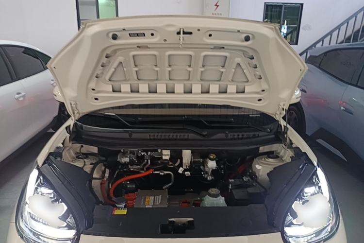 Used Wuling Bingo 2025 333 km Lingxi Connected Version Engine Bay