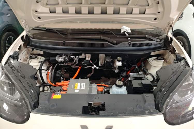 Used Wuling Bingo 2025 333 km Enjoyment Version Engine Bay