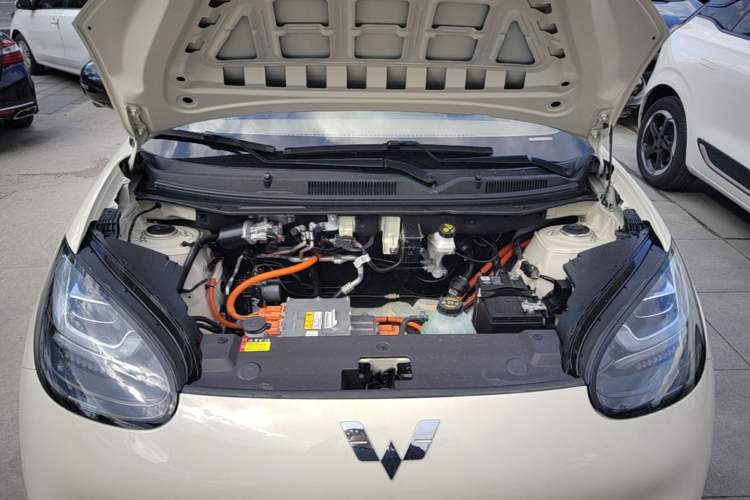 Used Wuling Bingo 2025 410 km Lingxi Deluxe Edition Engine Bay