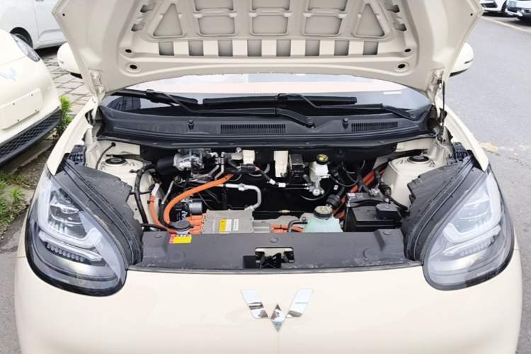Used Wuling Bingo 2025 333 km Enjoyment Version Engine Bay