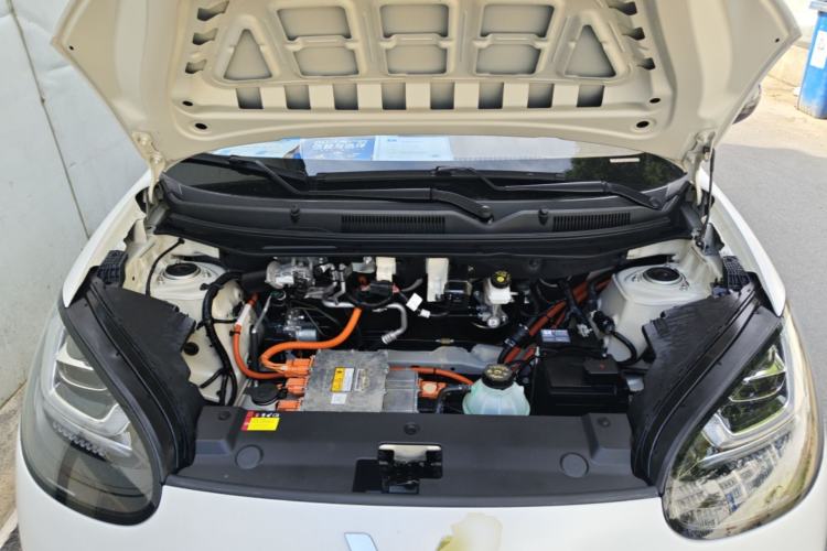 Used Wuling Bingo 2025 333 km Enjoyment Version Engine Bay