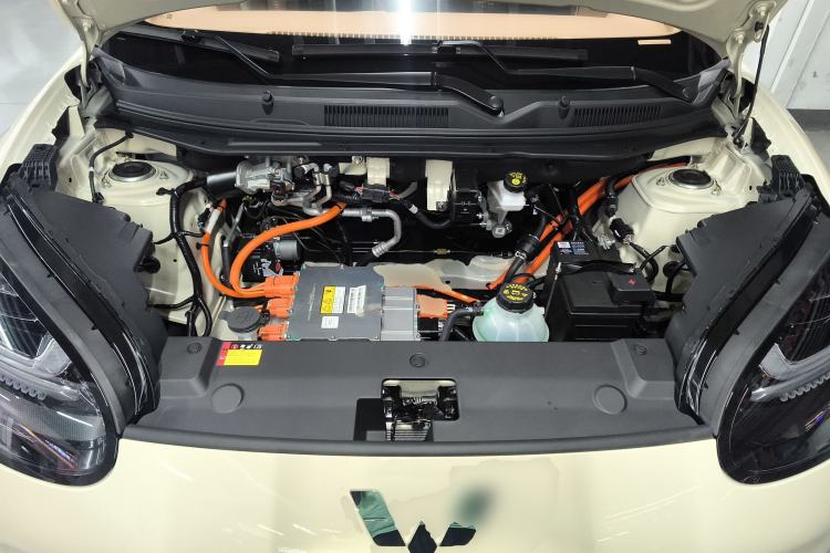 Used Wuling Bingo 2025 333 km Enjoyment Version Engine Bay