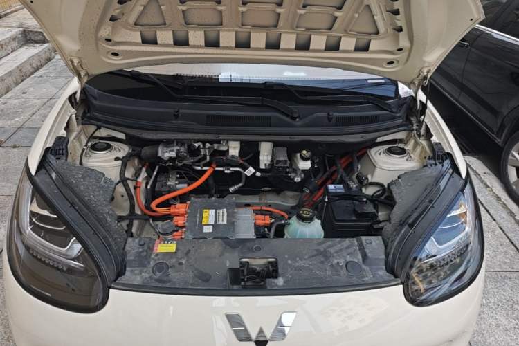 Used Wuling Bingo 2025 333 km Enjoyment Version Engine Bay