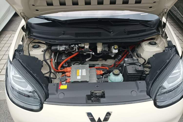 Used Wuling Bingo 2025 333 km Enjoyment Version Engine Bay