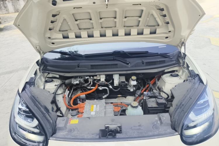 Used Wuling Bingo 2025 333 km Lingxi Connected Version Engine Bay
