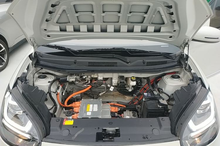 Used Wuling Bingo 2025 203km Light Edition Engine Bay