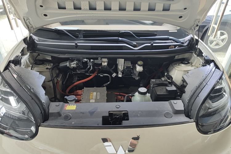 Used Wuling Bingo 2025 333 km Lingxi Connected Version Engine Bay