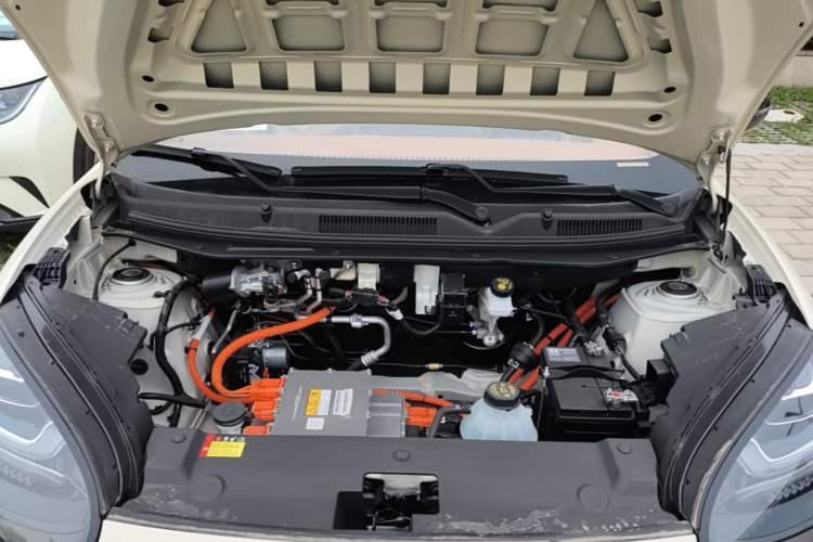 Used Wuling Bingo 2025 333 km Enjoyment Version Engine Bay