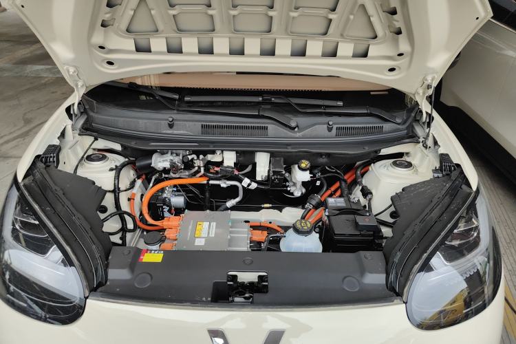 Used Wuling Bingo 2025 333 km Enjoyment Version Engine Bay