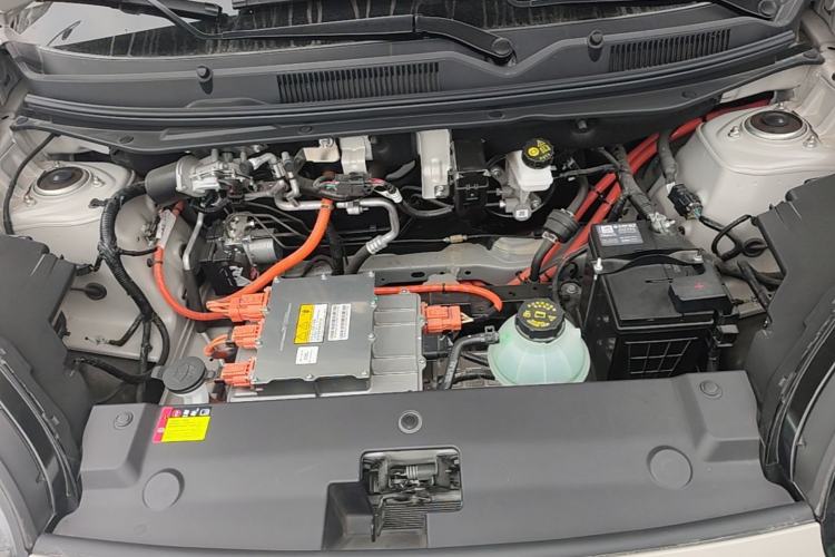 Used Wuling Bingo 2025 333 km Lingxi Connected Version Engine Bay