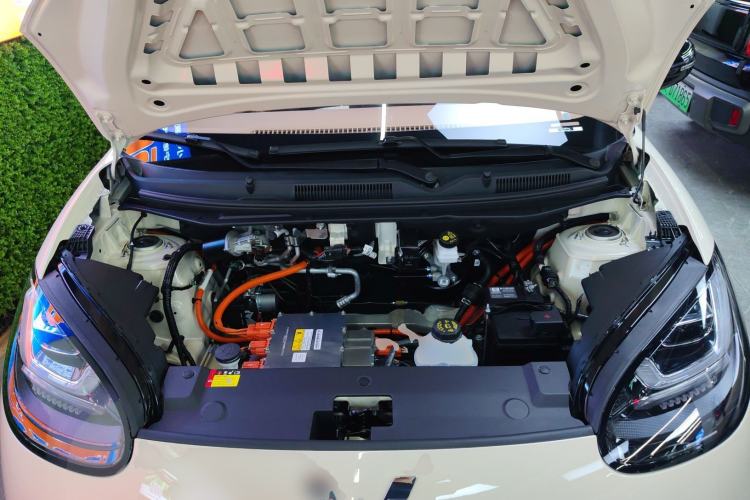 Used Wuling Bingo 2025 333 km Enjoyment Version Engine Bay