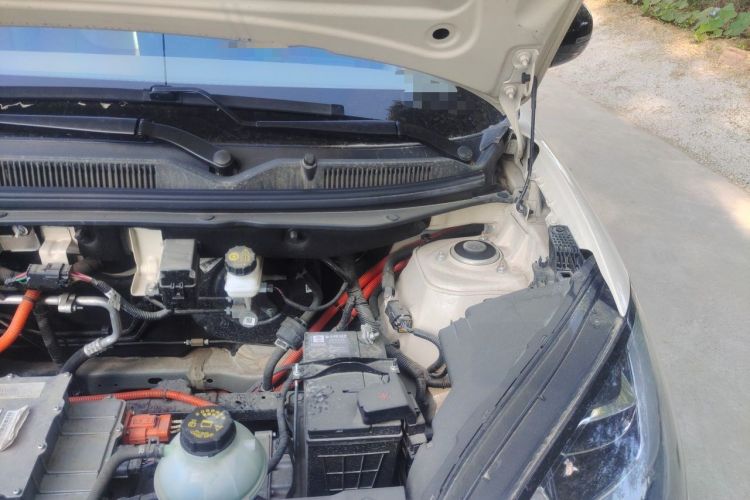 Used Wuling Bingo 2025 333 km Enjoyment Version Engine Bay Left