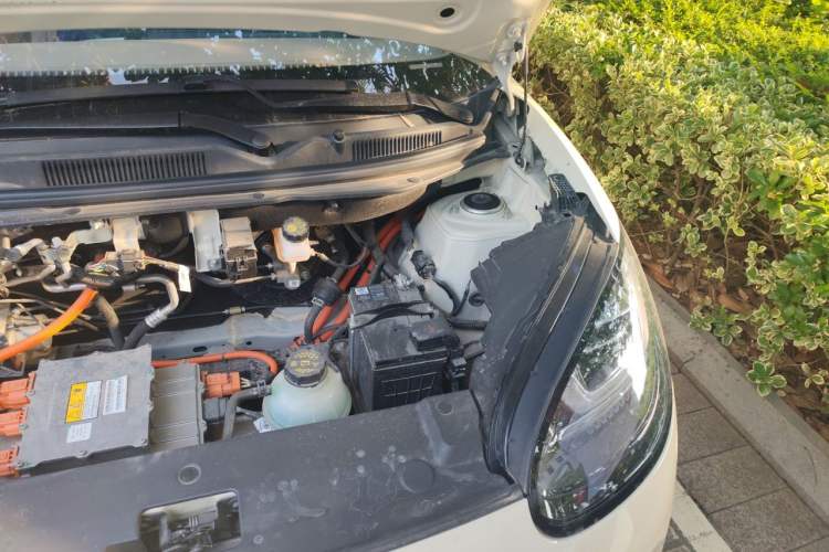 Used Wuling Bingo 2025 333 km Lingxi Connected Version Engine Bay Left