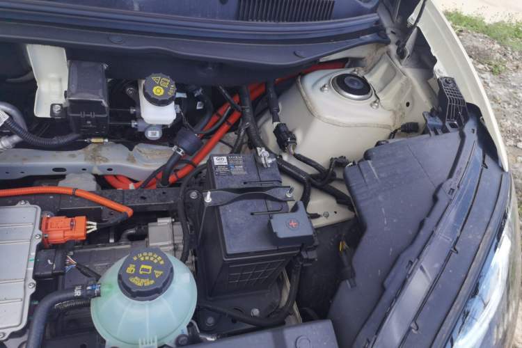 Used Wuling Bingo 2025 333 km Lingxi Connected Version Engine Bay Left
