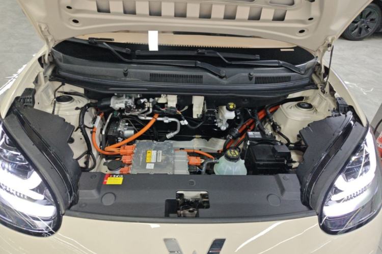 Used Wuling Bingo 2025 333 km Lingxi Connected Version Engine Bay