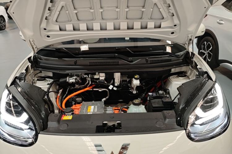 Used Wuling Bingo 2025 333 km Enjoyment Version Engine Bay