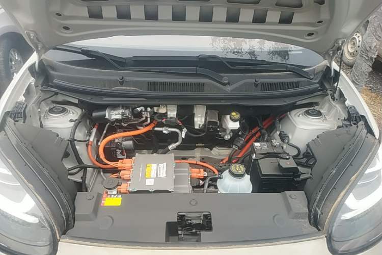 Used Wuling Bingo 2025 333 km Enjoyment Version Engine Bay