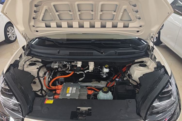 Used Wuling Bingo 2025 333 km Lingxi Connected Version Engine Bay