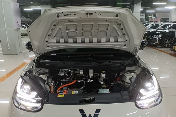 Used Wuling Bingo 2025 333 km Lingxi Connected Version Engine Bay