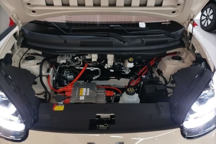 Used Wuling Bingo 2025 333 km Enjoyment Version Engine Bay