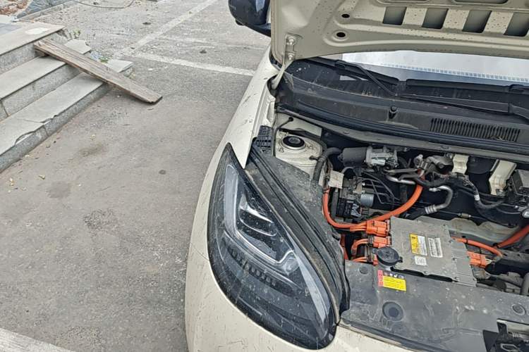 Used Wuling Bingo 2025 410 km Lingxi Deluxe Edition Engine Bay Right