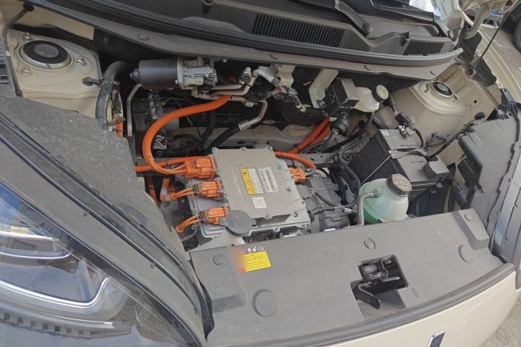 Used Wuling Bingo 2025 333 km Lingxi Connected Version Engine Bay Right