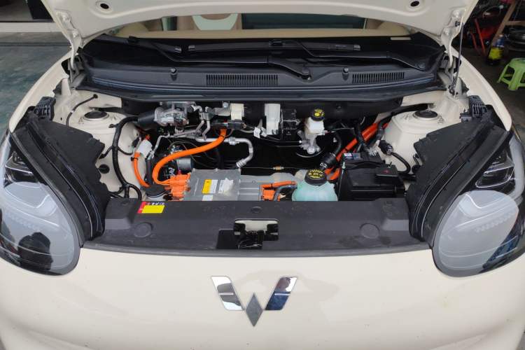 Used Wuling Bingo 2025 333 km Lingxi Connected Version Engine Bay