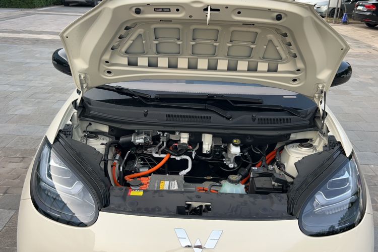 Used Wuling Bingo 2025 333 km Lingxi Connected Version Engine Bay
