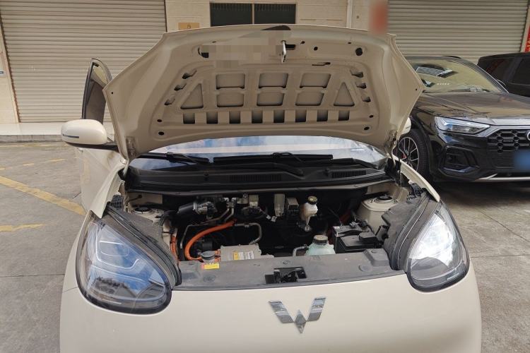 Used Wuling Bingo 2025 333 km Lingxi Connected Version Engine Bay