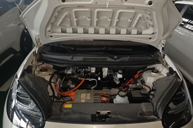 Used Wuling Bingo 2025 333 km Enjoyment Version Engine Bay