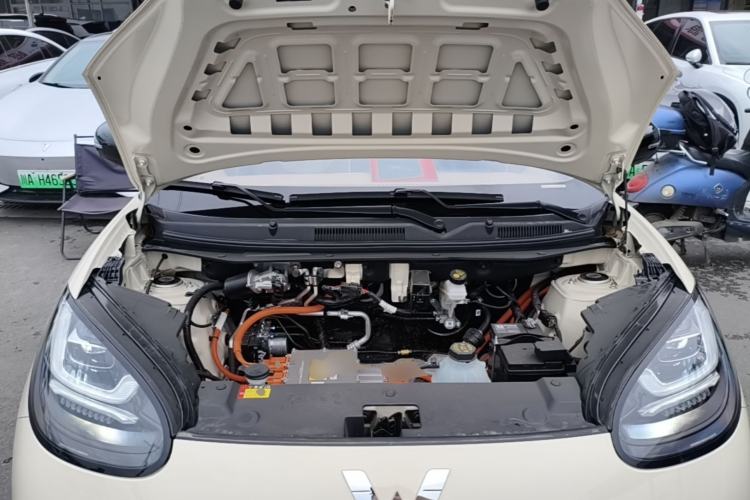 Used Wuling Bingo 2025 333 km Lingxi Connected Version Engine Bay